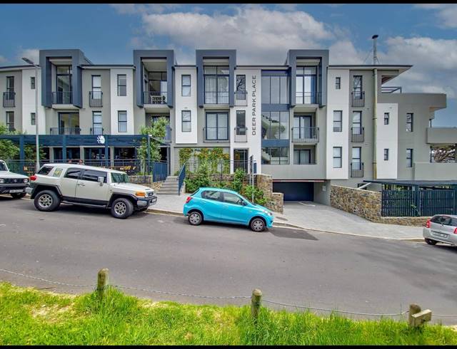 2 BEDROOM APARTMENT FOR SALE IN VREDEHOEK